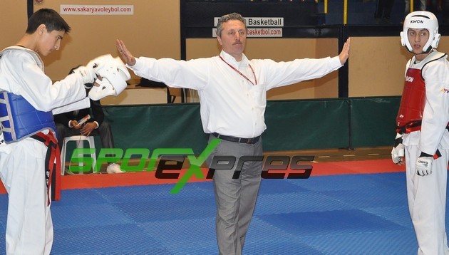 Okullar arası Taekwondo İl birinciliği yapıldı