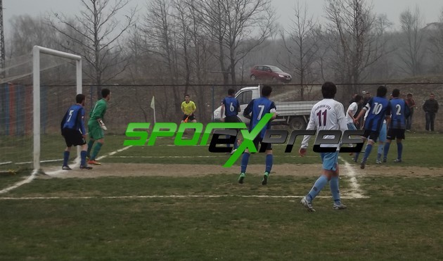 Taşburunspor -Demirspor maçında olaylar çıktı