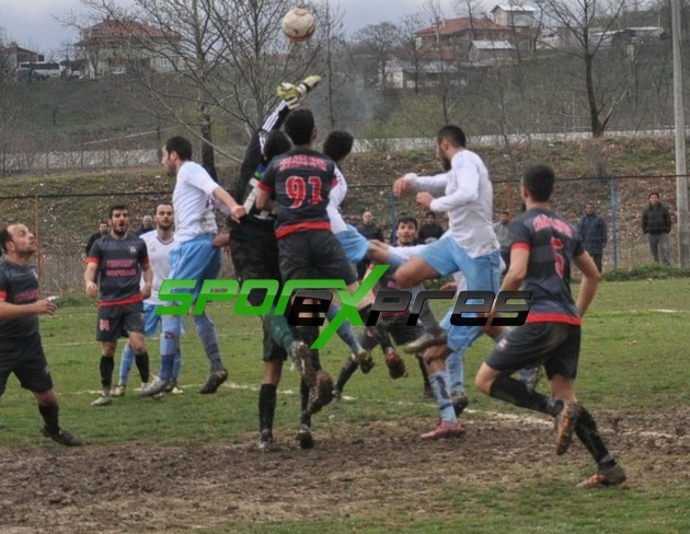 Taşburunspor-Kalaycıspor:3-4