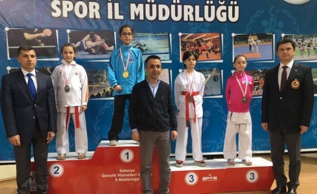 Şehit ve Gaziler için Tatamiye çıktılar