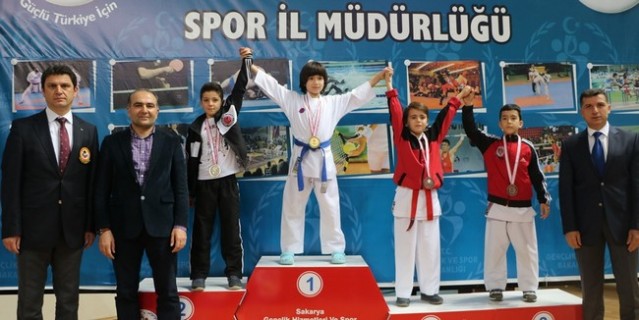 Şehit ve Gaziler için Tatamiye çıktılar