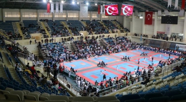 Şehit ve Gaziler için Tatamiye çıktılar