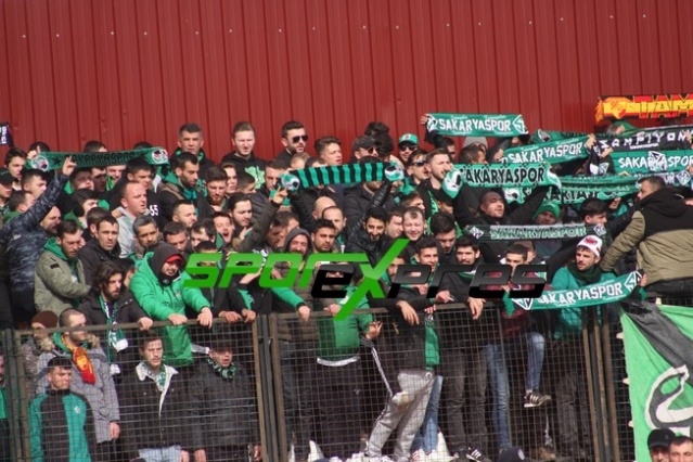 Uşakspor-Sakaryaspor maçından fotoğraflar