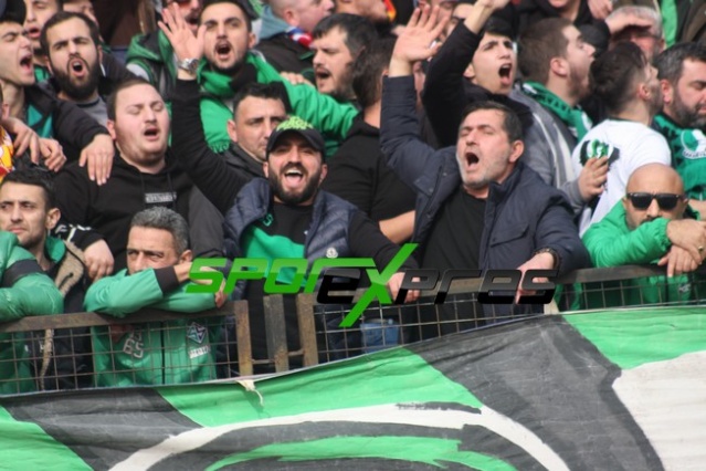 Uşakspor-Sakaryaspor maçından fotoğraflar