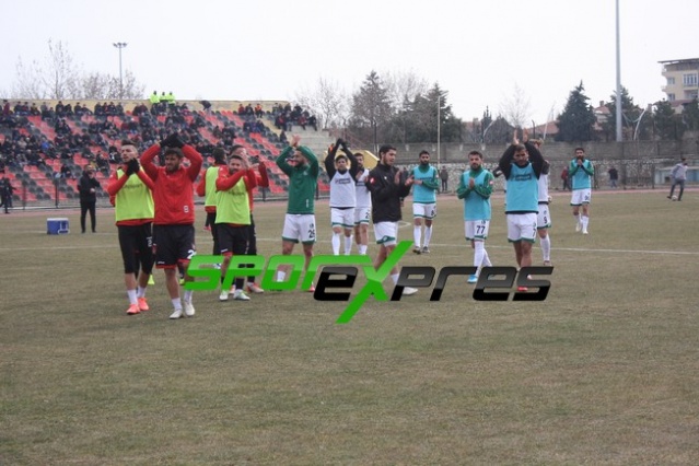 Uşakspor-Sakaryaspor maçından fotoğraflar