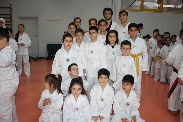 Taekwondo kuşak terfi zamanı