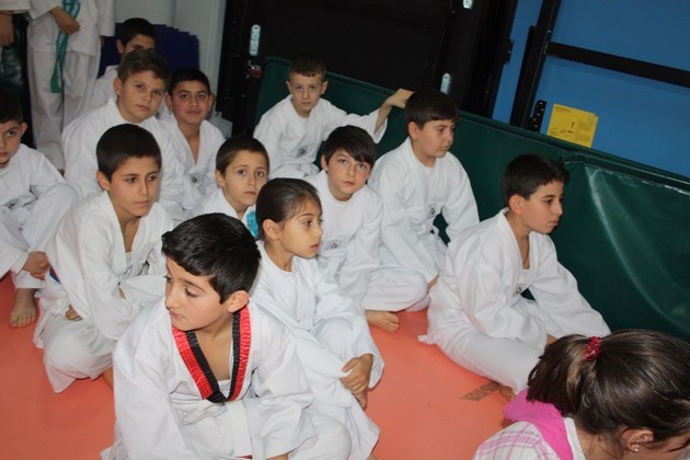 Taekwondo kuşak terfi zamanı