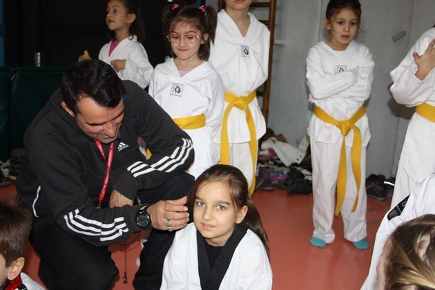 Taekwondo kuşak terfi zamanı