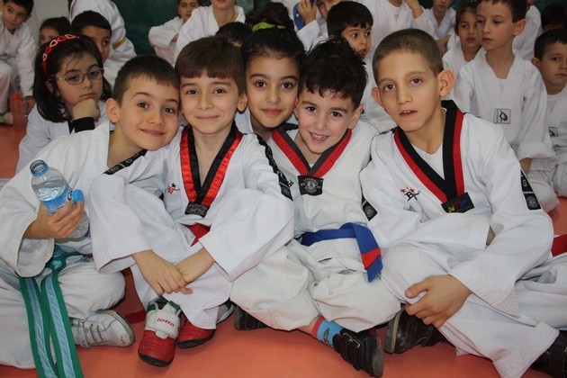 Taekwondo kuşak terfi zamanı