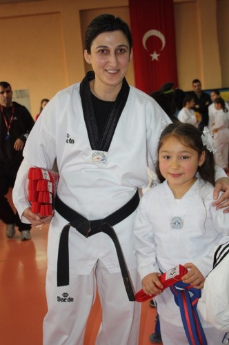 Taekwondo kuşak terfi zamanı