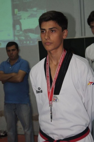 Sakaryalı Minik Taekwondocular terfi etti