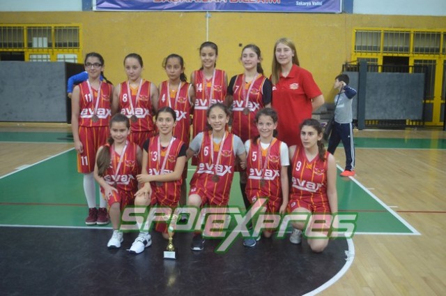 Sakarya U12 Kızlar Basketbol Ligi sona erdi