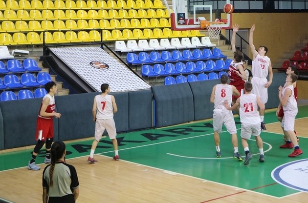 Türkiye-Bulgaristan: 100-81 (U15)