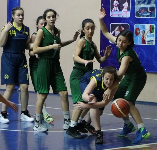 U16 Basketbol Ligi devam ediyor