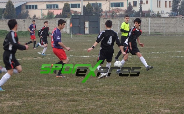 Geyvespor Garajlar  Taçspor’u Elinden Kaçırdı..