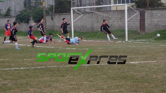 Geyvespor Garajlar  Taçspor’u Elinden Kaçırdı..