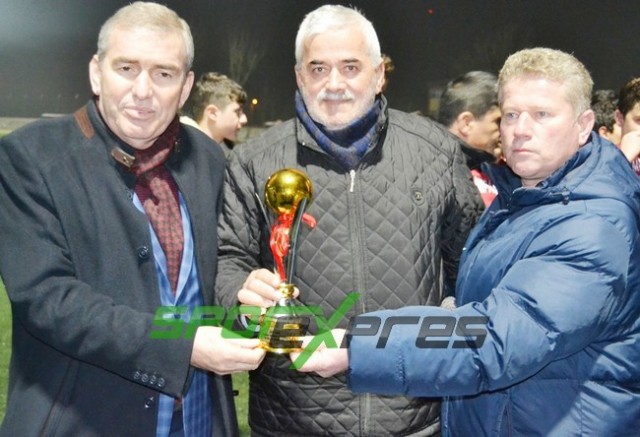 U19 Gençleri kupalarına kavuştu
