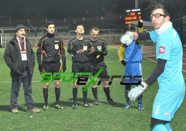 Kırkpınarspor-Karasuspor maçında olaylar çıktı