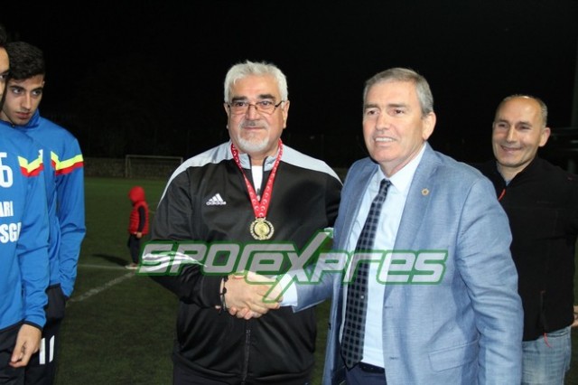 U19 Play-off kupa töreni yapıldı