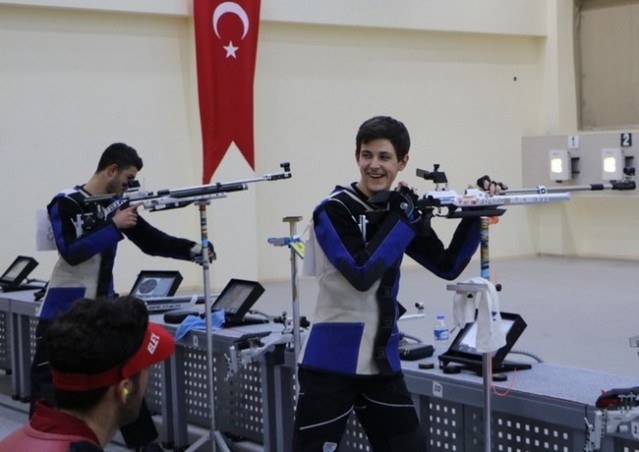 Üniversite Şampiyonasında Rekor Sonuçlar