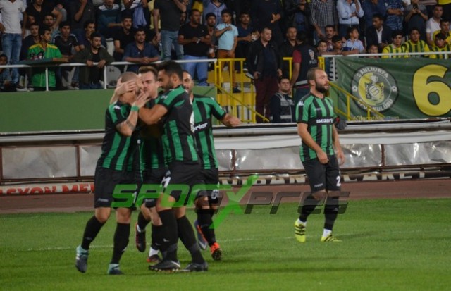 Şanlıurfaspor - Sakaryaspor: 2-2