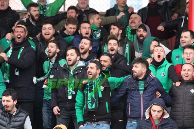 Uşakspor-Sakaryaspor maçı fotoğrafları