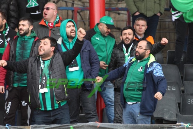 Uşakspor-Sakaryaspor maçı fotoğrafları