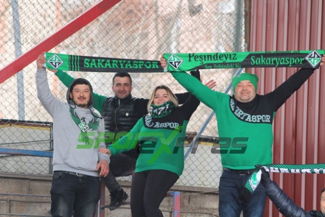 Uşakspor-Sakaryaspor maçı fotoğrafları