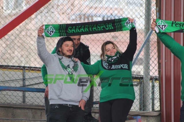 Uşakspor-Sakaryaspor maçı fotoğrafları