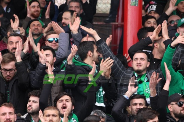 Uşakspor-Sakaryaspor maçı fotoğrafları