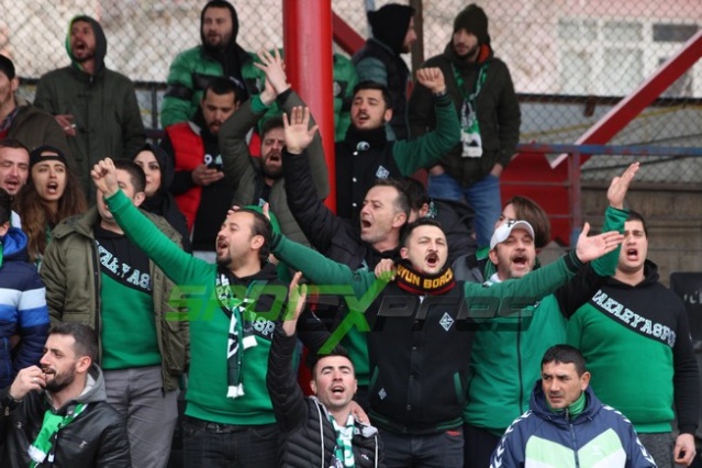 Uşakspor-Sakaryaspor maçı fotoğrafları