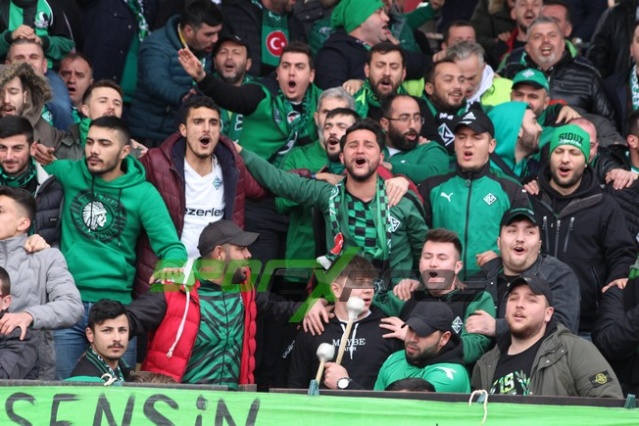 Uşakspor-Sakaryaspor maçı fotoğrafları
