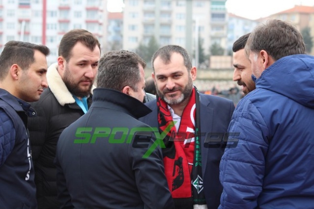 Uşakspor-Sakaryaspor maçı fotoğrafları