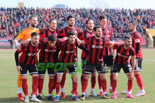 Uşakspor-Sakaryaspor maçı fotoğrafları