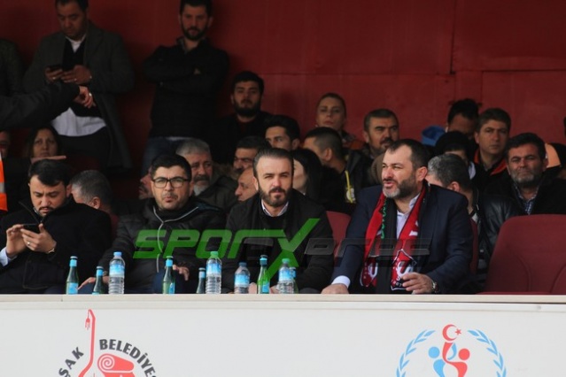Uşakspor-Sakaryaspor maçı fotoğrafları