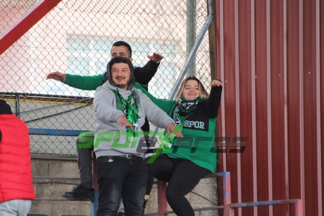 Uşakspor-Sakaryaspor maçı fotoğrafları