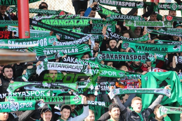 Uşakspor-Sakaryaspor maçı fotoğrafları