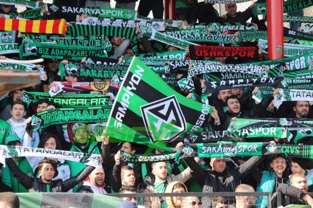 Uşakspor-Sakaryaspor maçı fotoğrafları