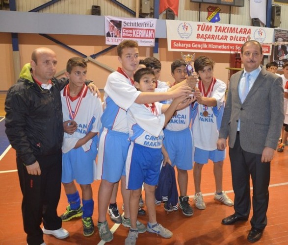 Voleybolda  Şampiyon Sabiha
