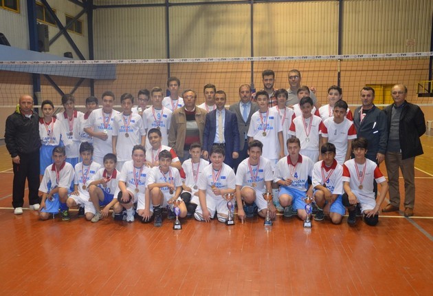 Voleybolda  Şampiyon Sabiha