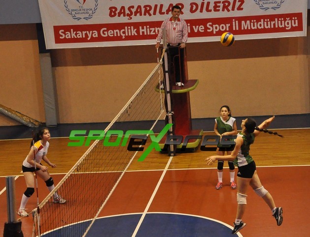 H.Mahmutbey Ortaokulu: 2 – Atatürk Ortaokulu : 1