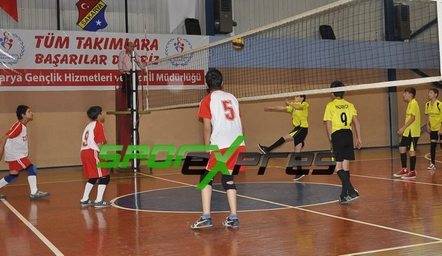 Akyazı Pazarköy : 2 – Akarca TFK: 0