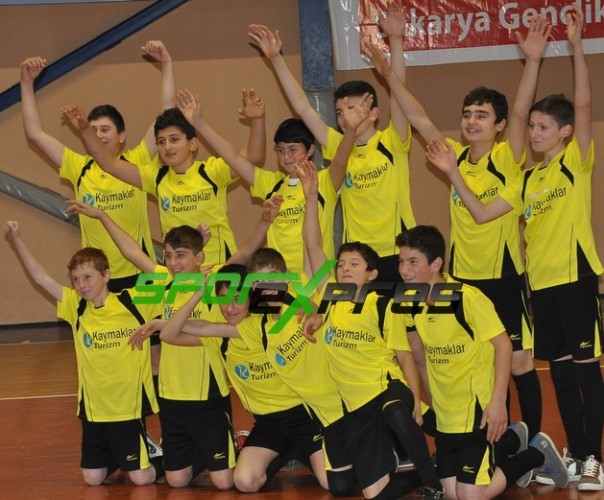 Akyazı Pazarköy : 2 – Akarca TFK: 0