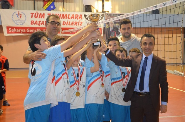 Küçükler Voleybol Finalleri tamalandı