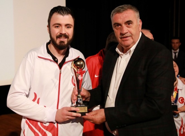 Sakarya Yılın Enleri Ödül Töreni Yapıldı