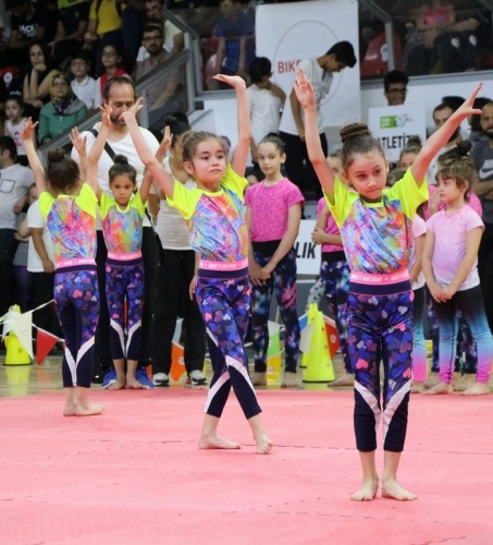 Yaz spor okulları açılışı yapıldı