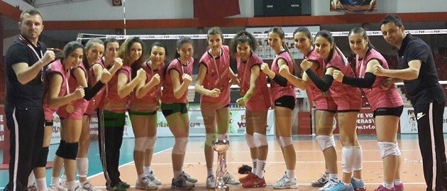 Yeni Hendek Bayan Voleybol takımı 2.Lige yükseldi