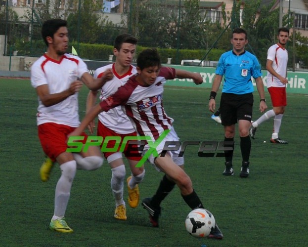 Yenikent Fıratspor - Pamukova Gençlergücü: 2-1