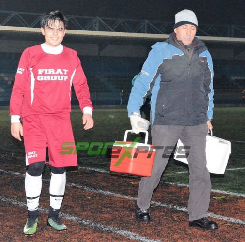 Yenikent Fıratspor zoru başardı 3-2