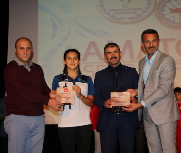 Yılın EN’leri Ödüllerine Kavuştu